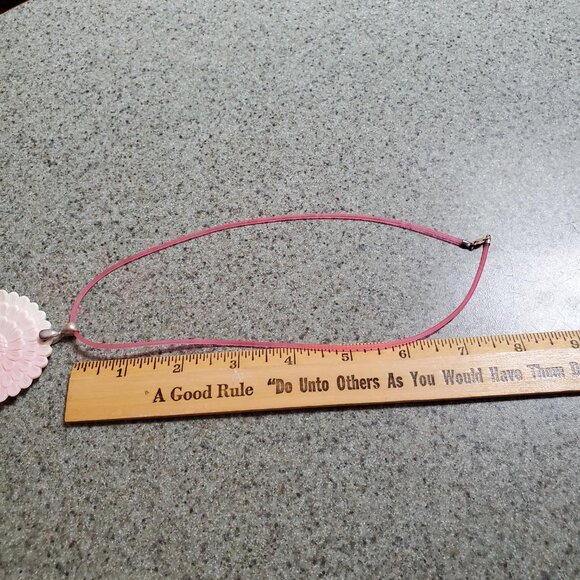 Unique Conch Shell Necklace - Picture 5 of 6